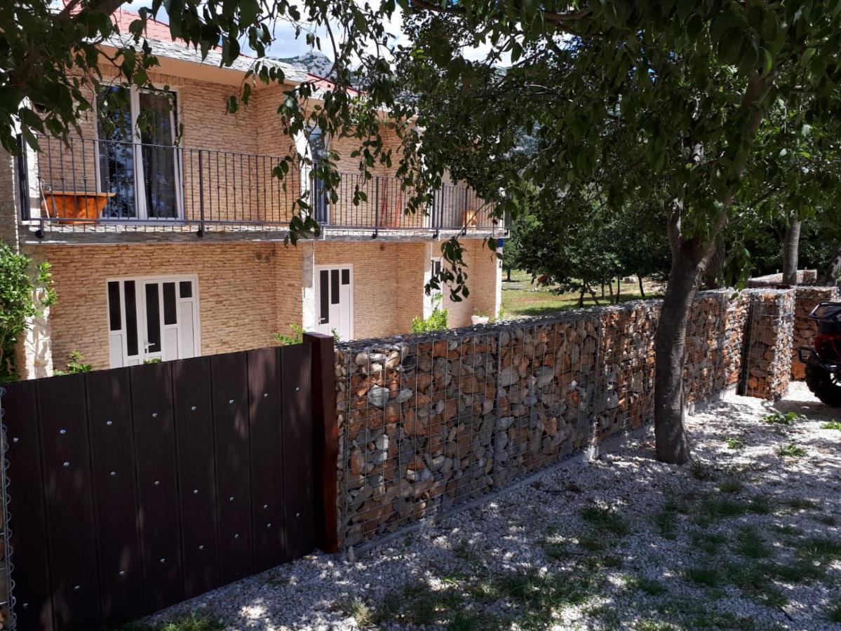 Amanda C Apartment Starigrad Paklenica Exterior photo